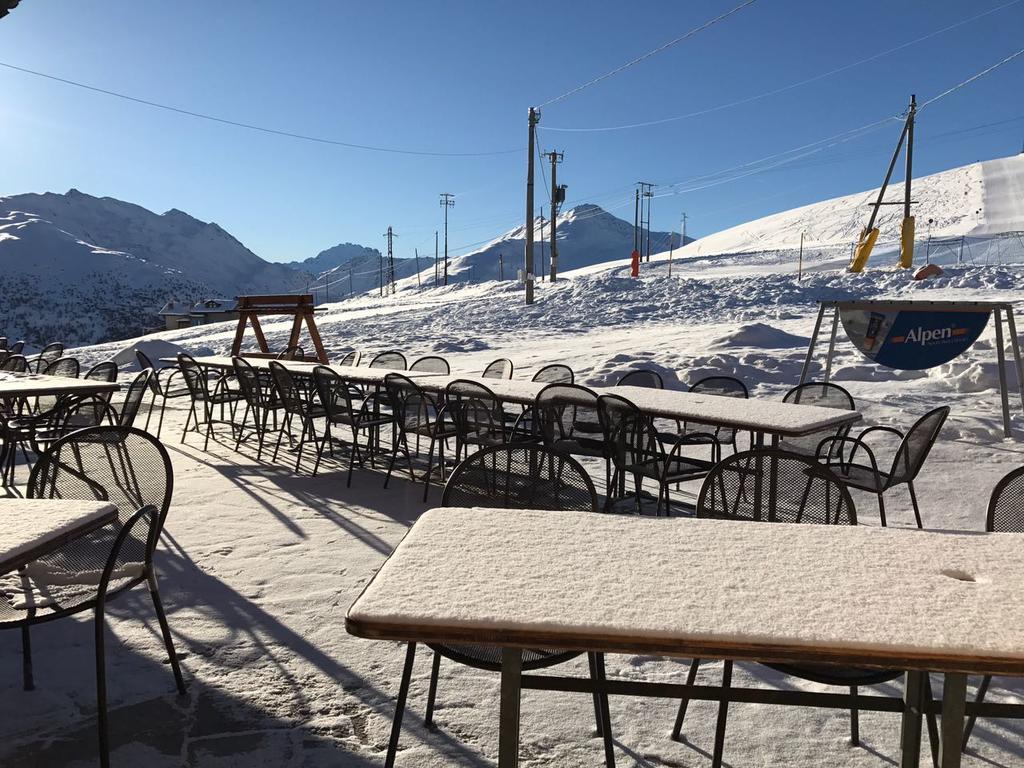 Alpino Lodge Bivio Livigno Exteriör bild