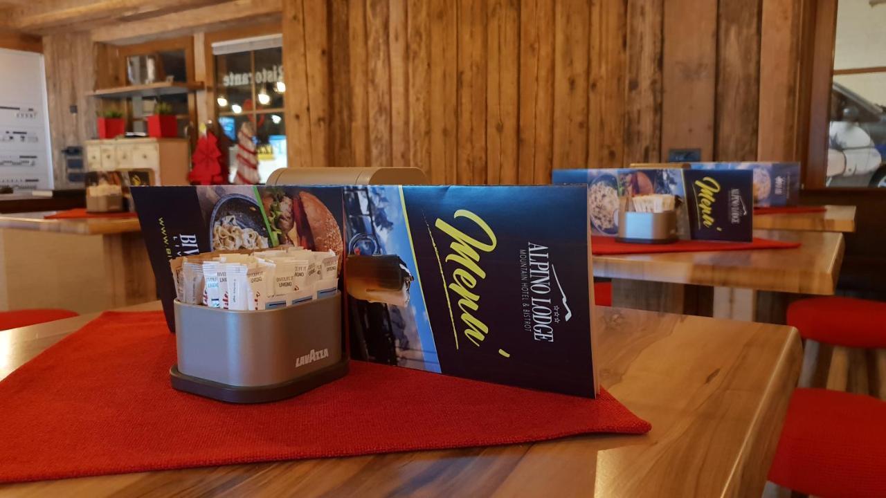 Alpino Lodge Bivio Livigno Exteriör bild